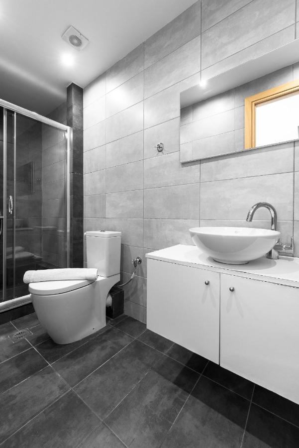 Blue Flag, Nilie Hospitality Mgmt Apartment Olympiaki Akti Exterior photo