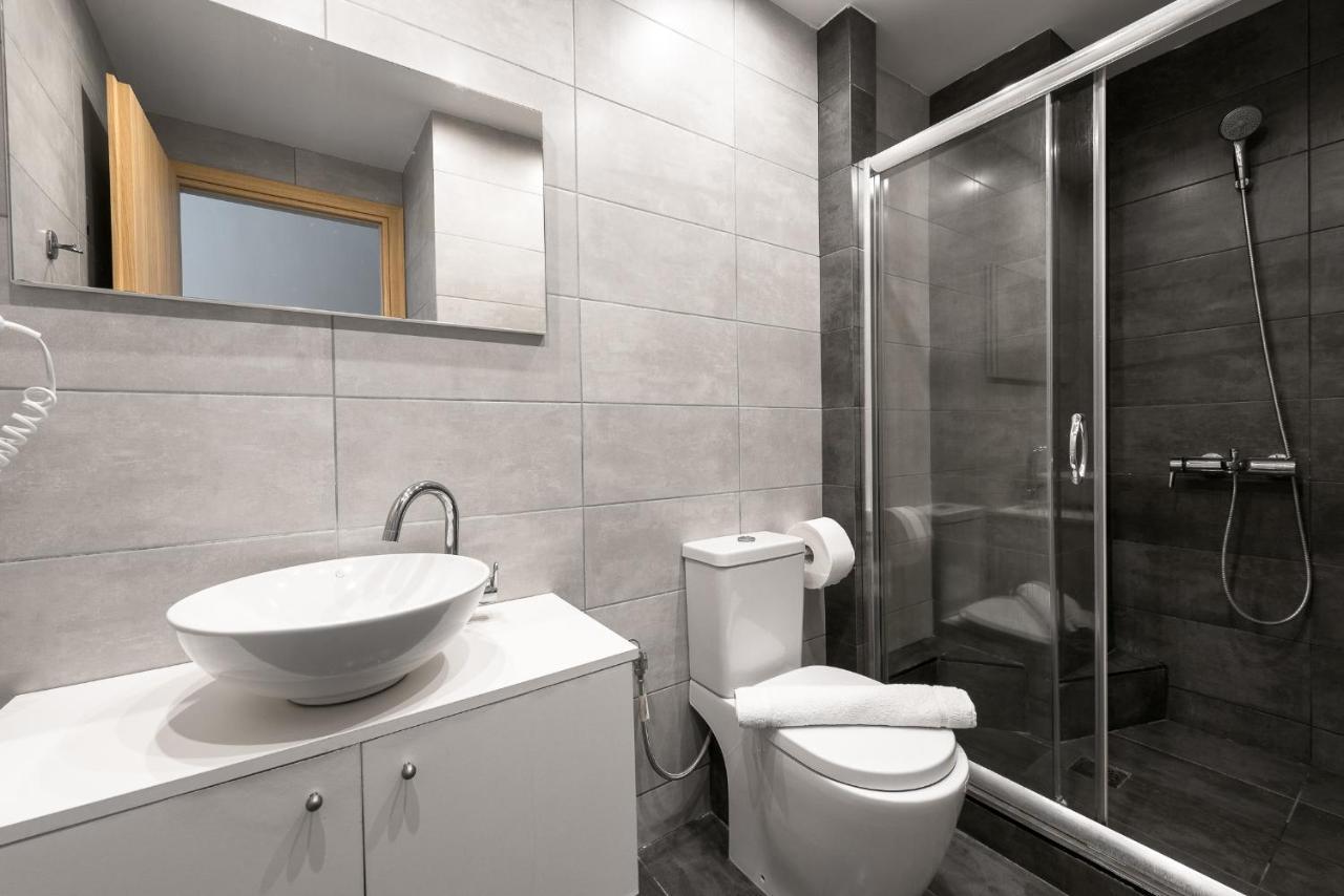 Blue Flag, Nilie Hospitality Mgmt Apartment Olympiaki Akti Exterior photo